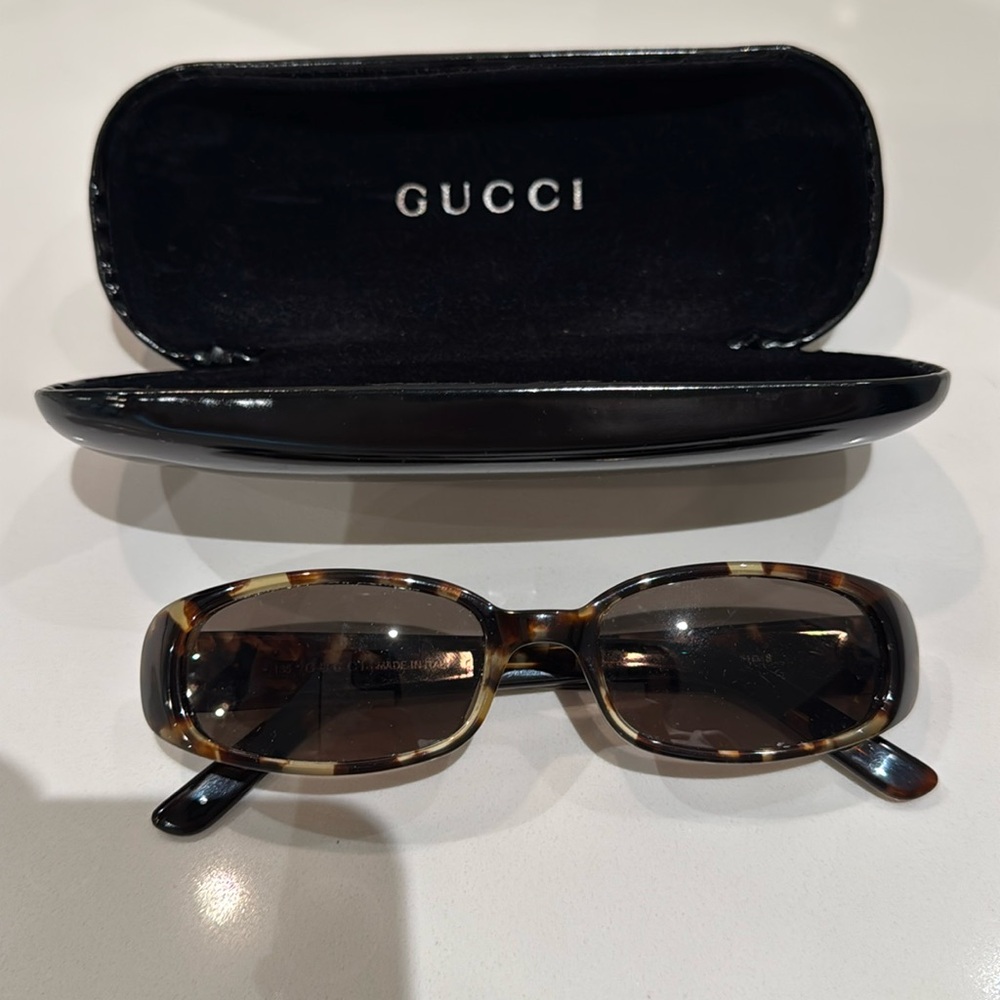 Vintage Gucci tortoise sunglasses